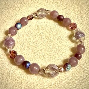 Chic Lavender Beaded Bracelet